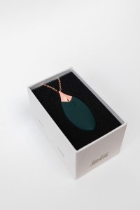 Liberty mini wibrator dyskretny - zielony liść naszyjnik - 5