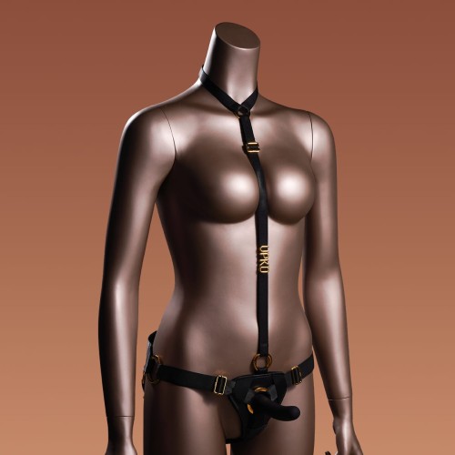 strap-on_harness_kit-master_photo_with_dildo.jpg