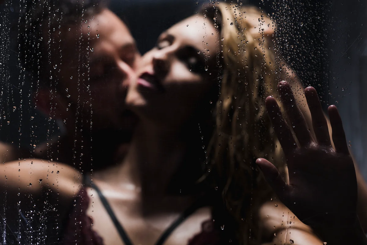 Hiperseksualność – kiedy silny popęd seksualny staje się problemem? Jak poradzić sobie z nadmiernym popędem seksualnym